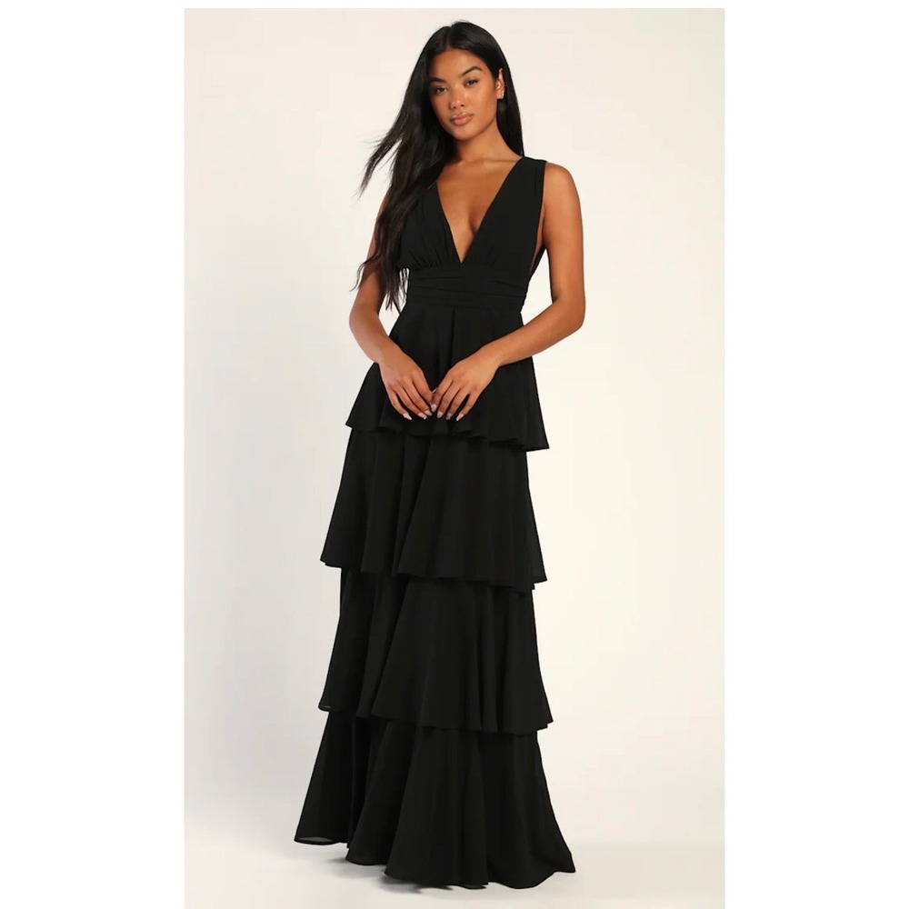 Lulus Black Tiered Maxi Dress Deep V-Neck Sleeveless Formal Evening Size M NEW